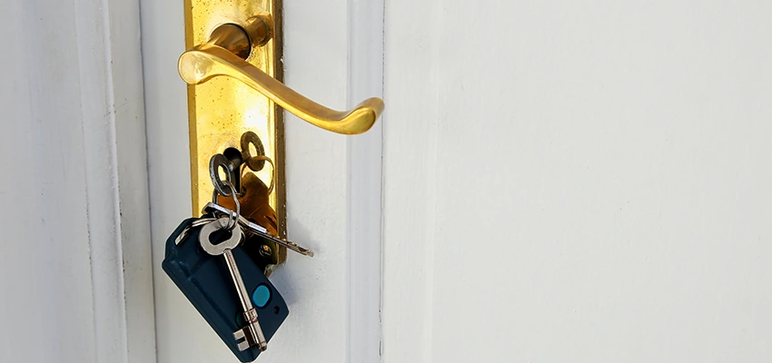 Broken Door Key Extraction in Turlock, CA